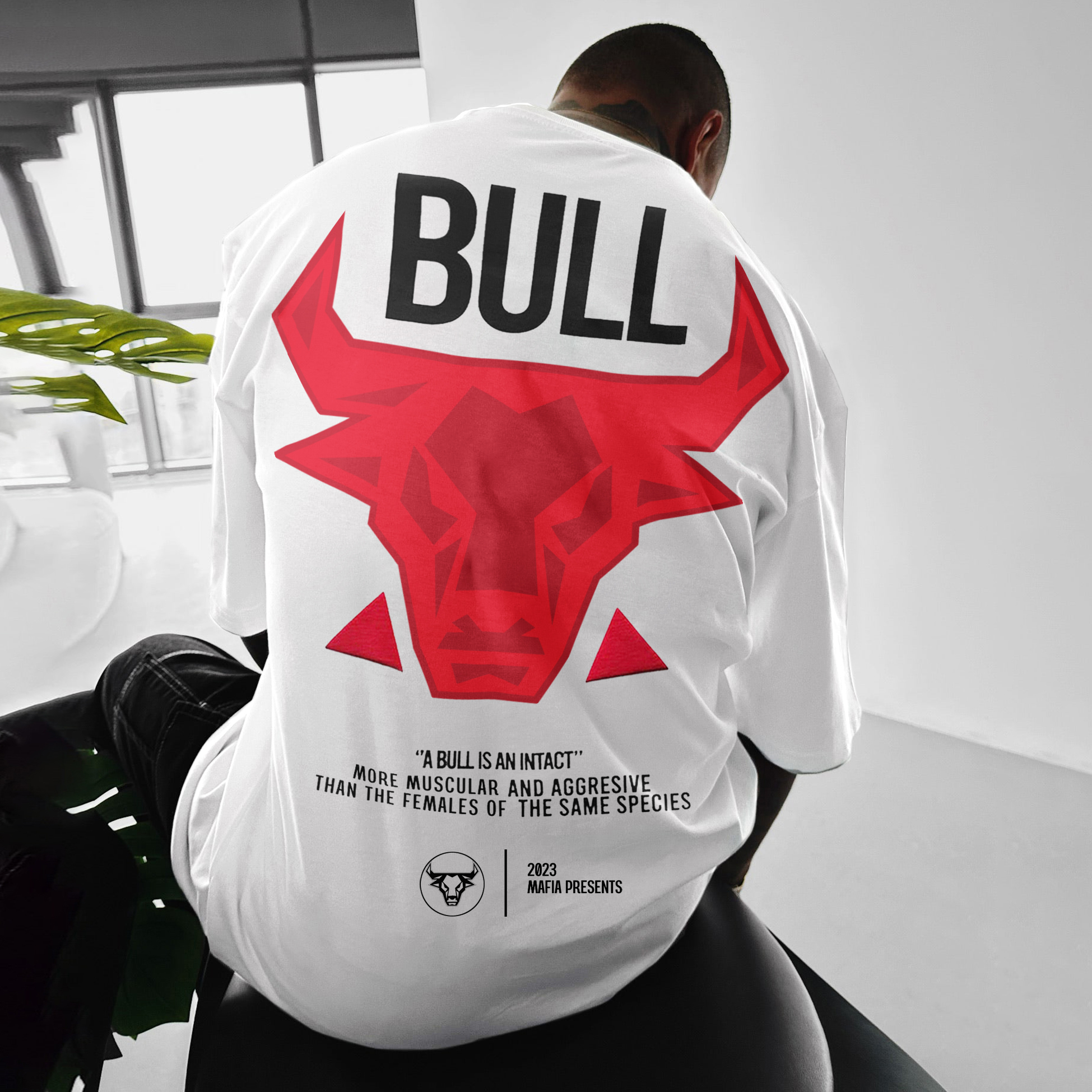Oversize Bull Tee
