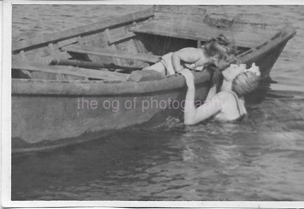 A KISS ON THE WATER Found ANTIQUE Photo Poster paintingGRAPH bw Snapshot VINTAGE 14 4 I