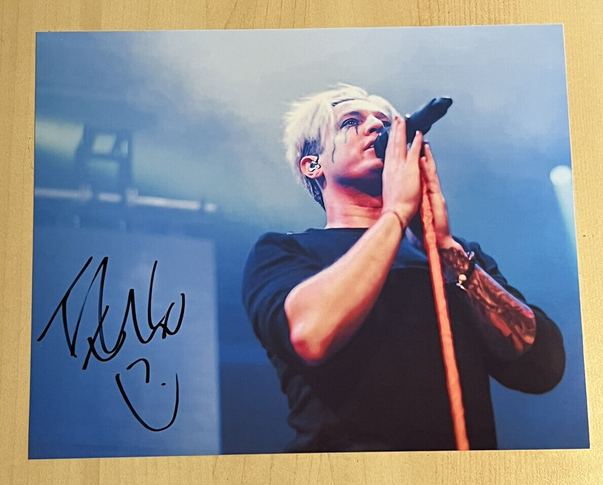 TYLER TELLE SMITH SIGNED 8x10 Photo Poster painting AUTOGRAPHED THE WORD ALIVE BAND SINGER COA