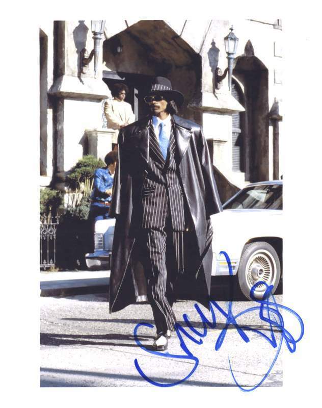 Snoop Dogg Dog authentic signed rap 8x10 Photo Poster painting W/Certificate Autographed (A1113)