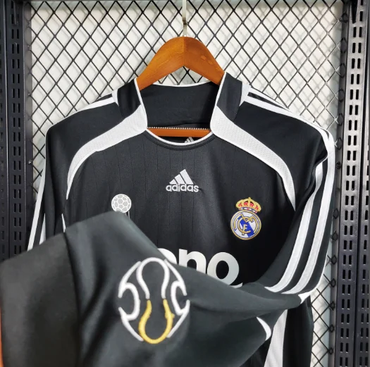 Retro 06/07 Real Madrid Third Away Long Sleeve Football Shirt Thai Quality