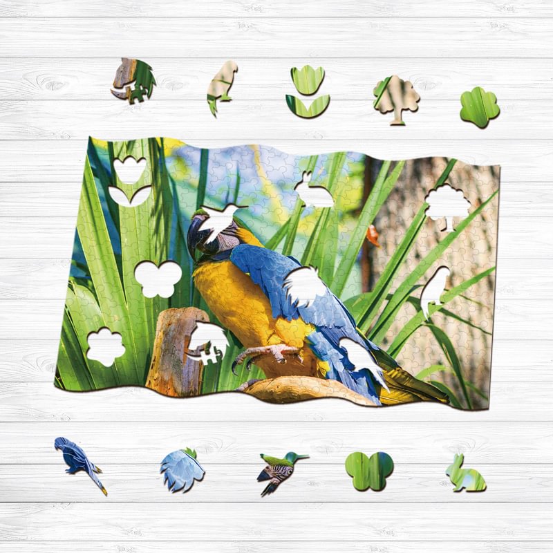 Ericpuzzle™ Ericpuzzle™ Blue-and-Yellow Macaw Wooden Puzzle