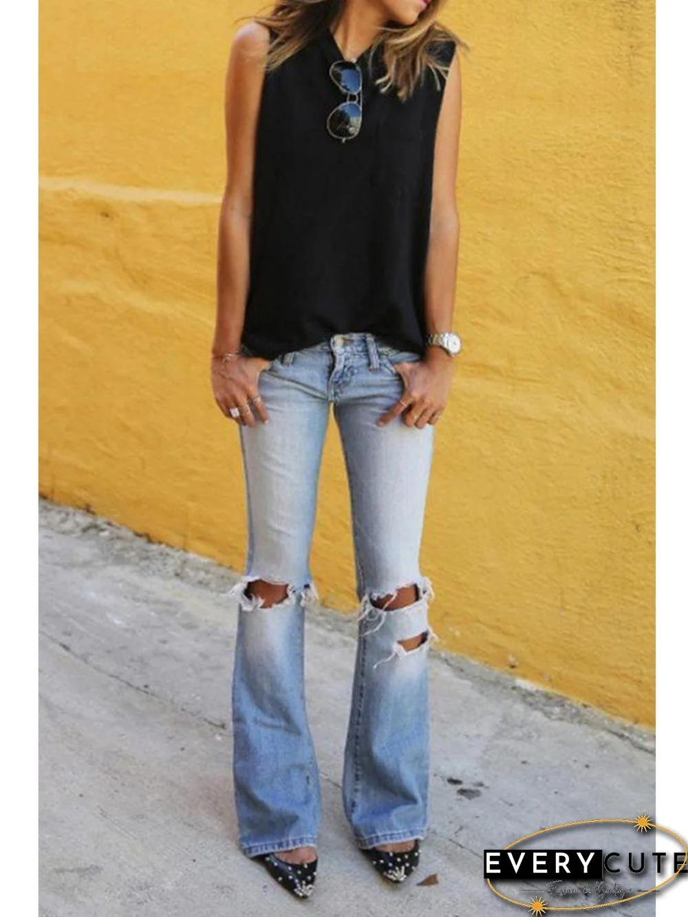 Low Waist Ripped Casual Flared Jeans P13422