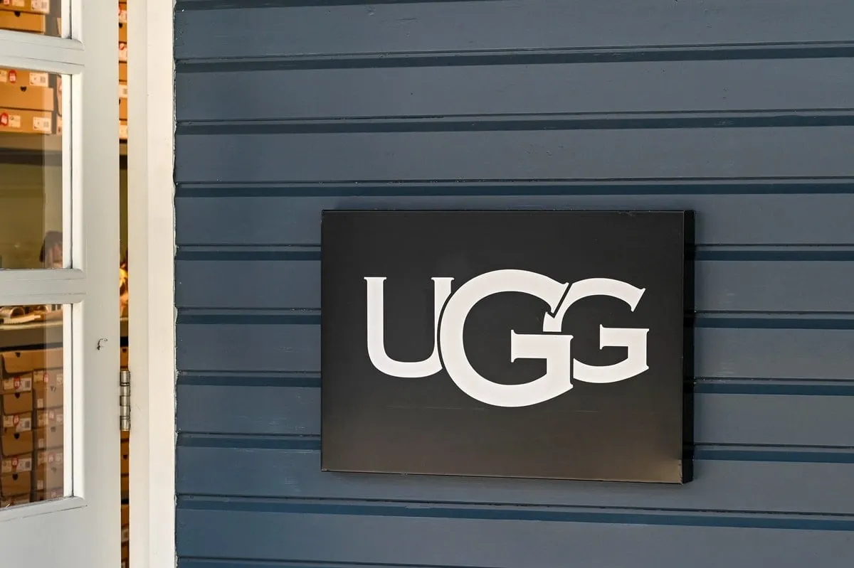 How to Spot Fake Ugg Boots: 10 Ways to Tell Real Uggs