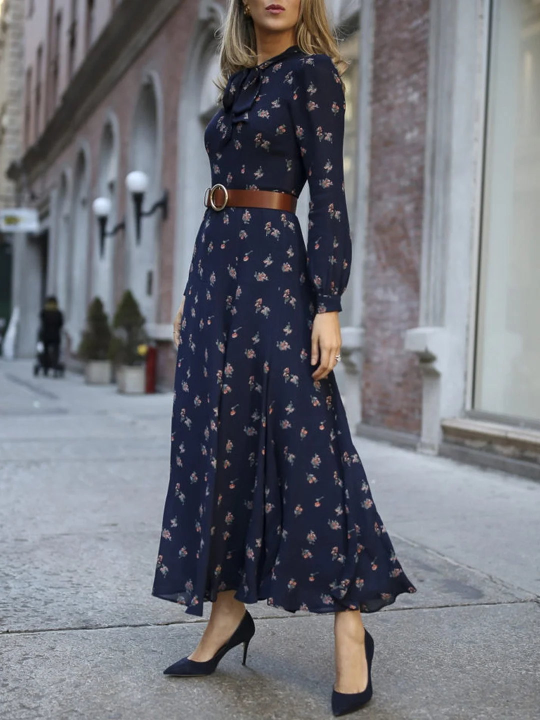 Tie-Neck Dark Blue Dresses Shift Date Floral Dresses
