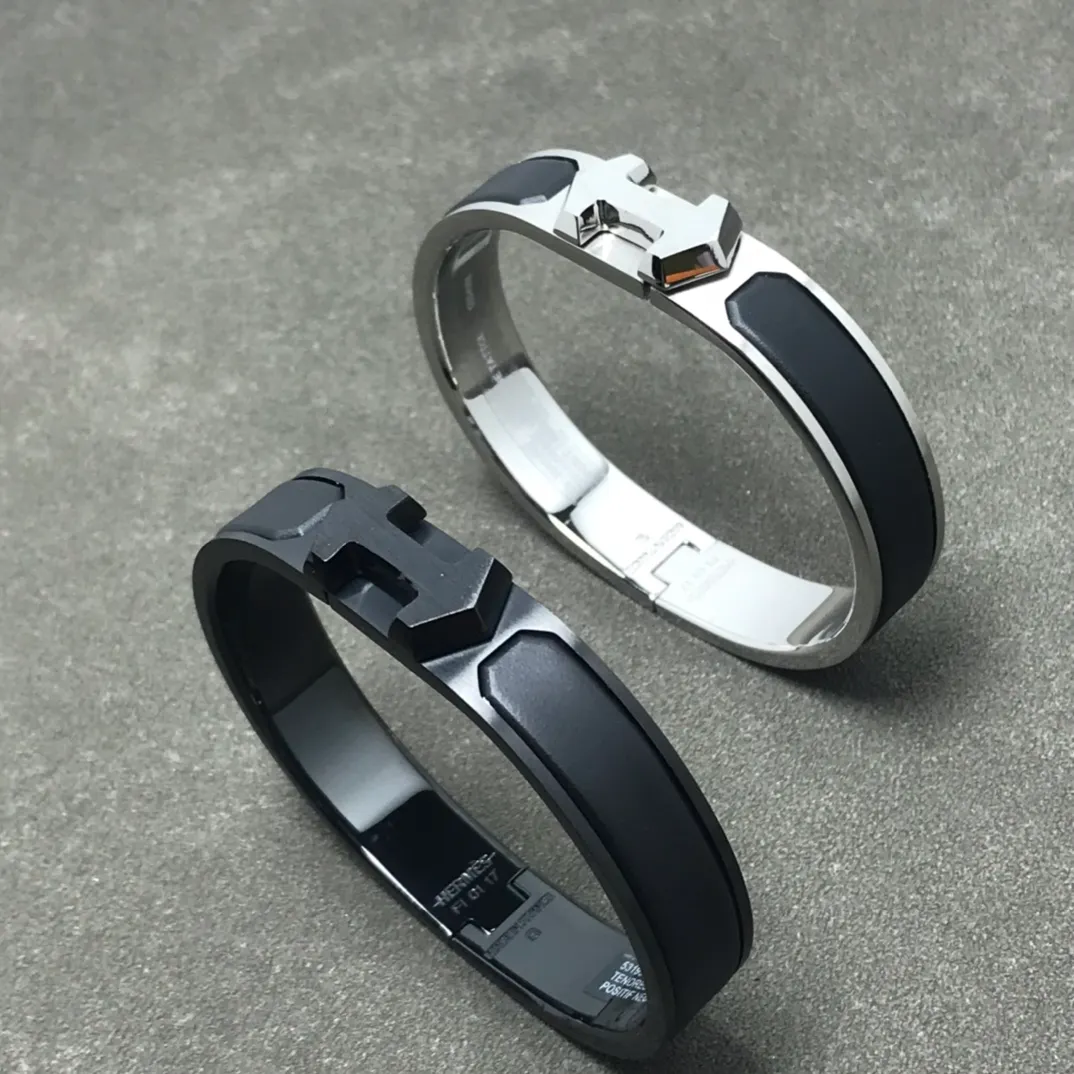 Hermes New Arrow Bermes Darth Vader Bracelet Bangle