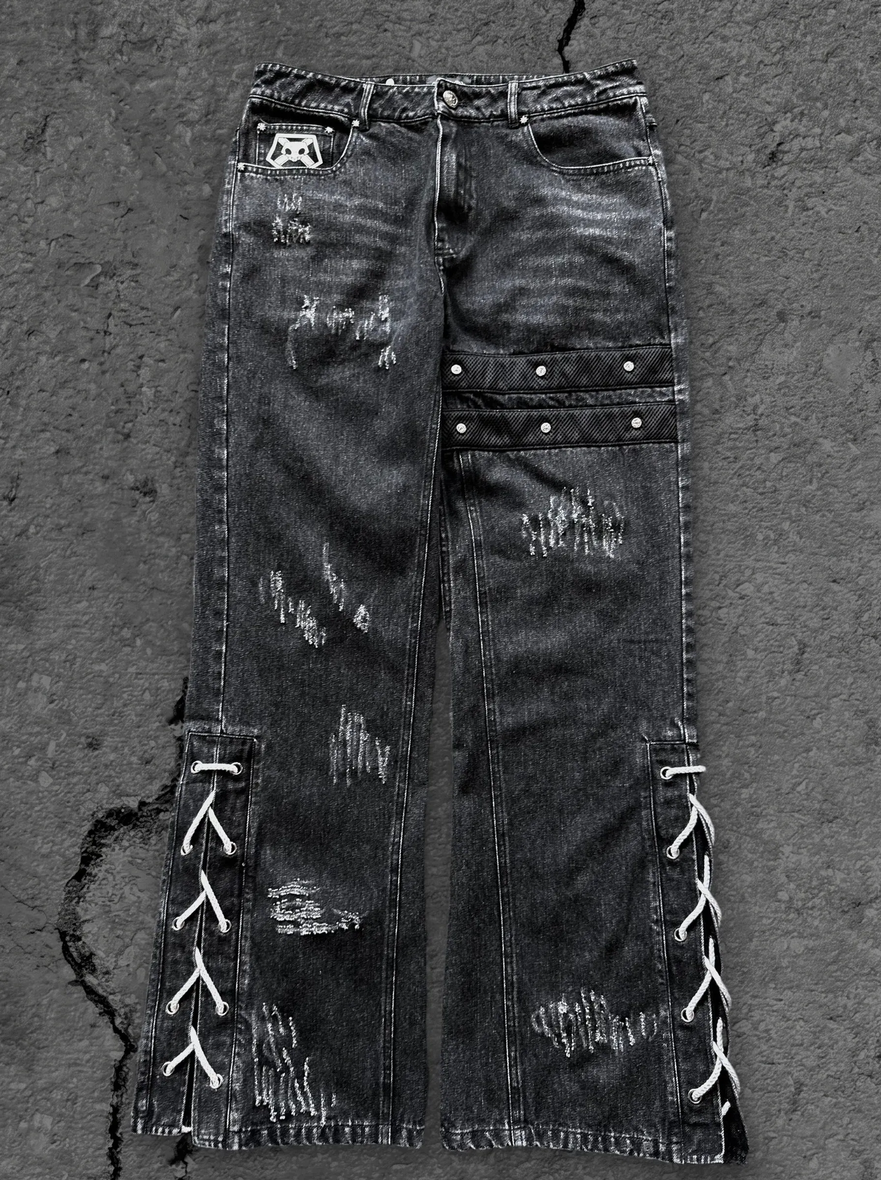 “Ichigo” Flared Jeans (Black)