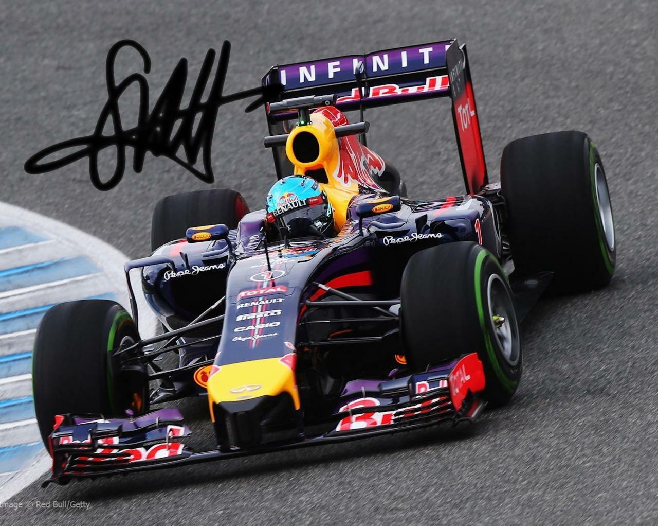 SEBASRIAN VETTEL F1 2014/15 SIGNED AUTOGRAPHED 10 X 8