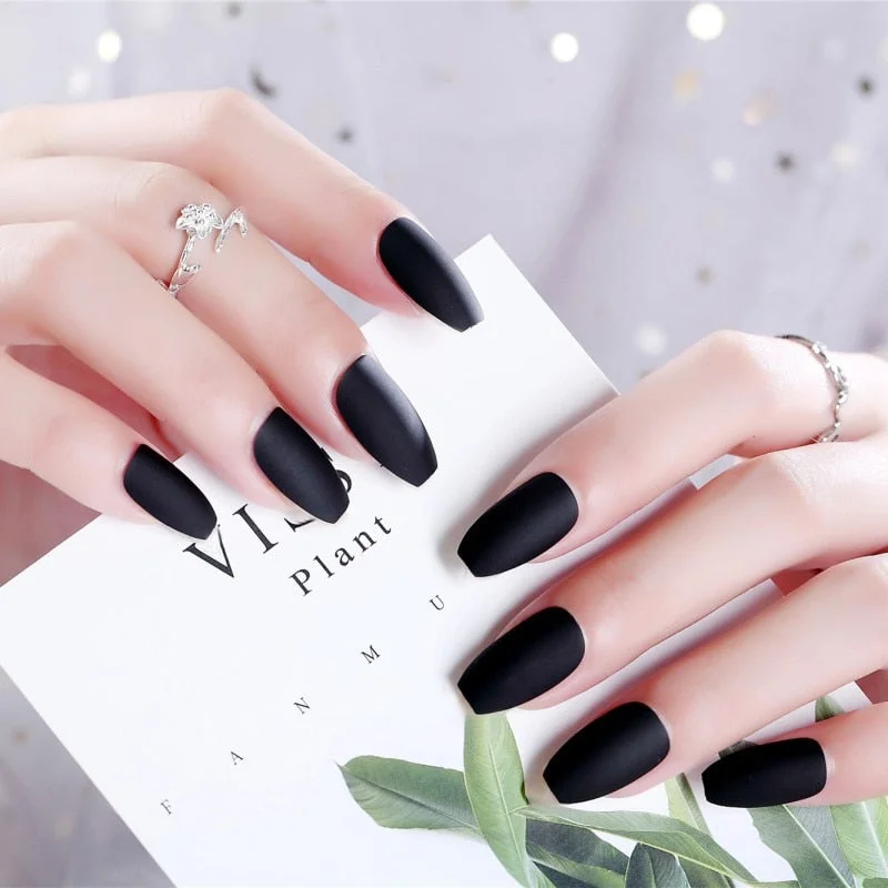 24pcs/set Black Round matte false nails Short Full Cover Frosted Ballerina Nail Tips Red small round oval fake nails art set-Nail Inspo