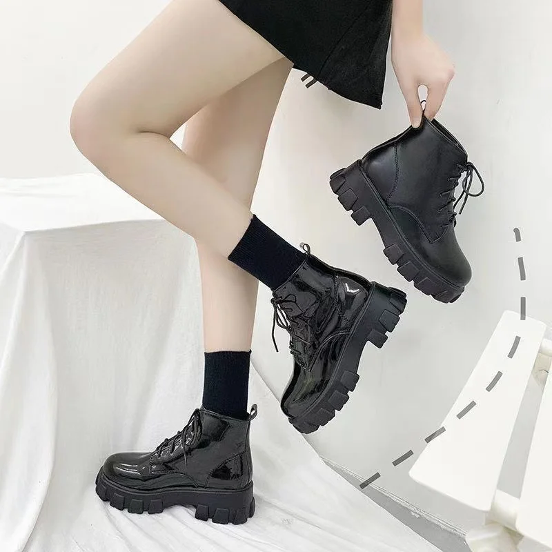 Breakj Breakj Autumn And Winter New British Wind Martin Boots Female Students Korean Version Of The Short Boots Wearing Thick Skin Boots