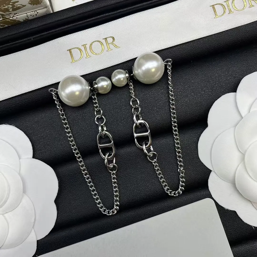 Dior Chain Dangle Pearl Earrings
