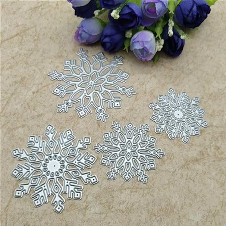 4pcs/set Snowflake Cutting Dies Christmas Dies Metal Cutting Dies Stencils for DIY Scrapbooking Album Stamp Paper Card Embossing