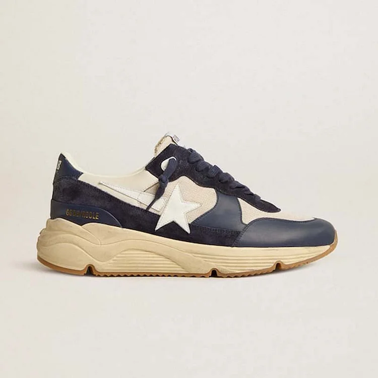 Suela Golden Goose Running de malla color crema y piel azul con estrella de piel blanca