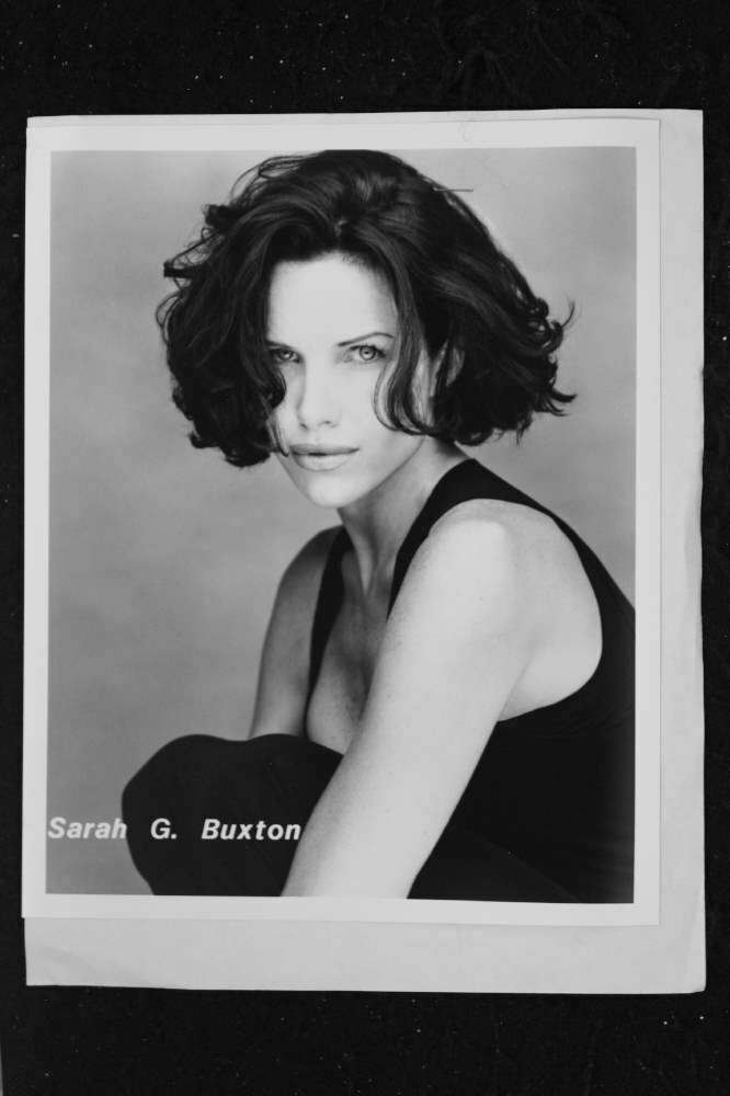 Sarah G Buxton - 8x10 Headshot Photo Poster painting w/ Resume