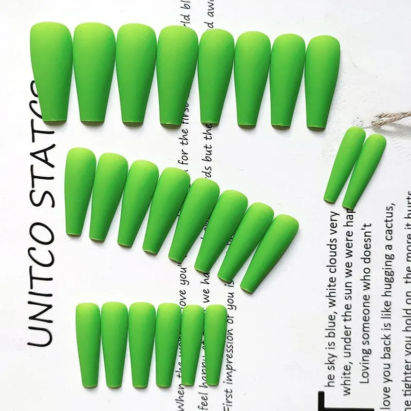 24pcs/Set False Nails with Glue Extra Long White Star Ballerina Nail Decoration Art Tips Fingernail DIY Coffin Press On Nails-Nail Inspo
