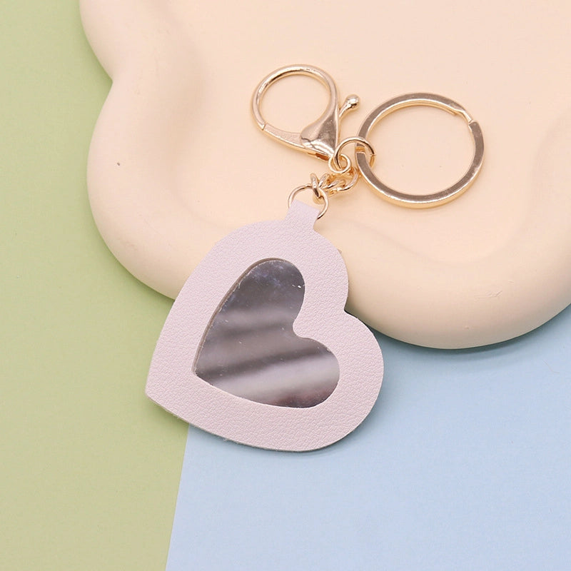 Minimalist Flower Pu Leather Women’s Keychain