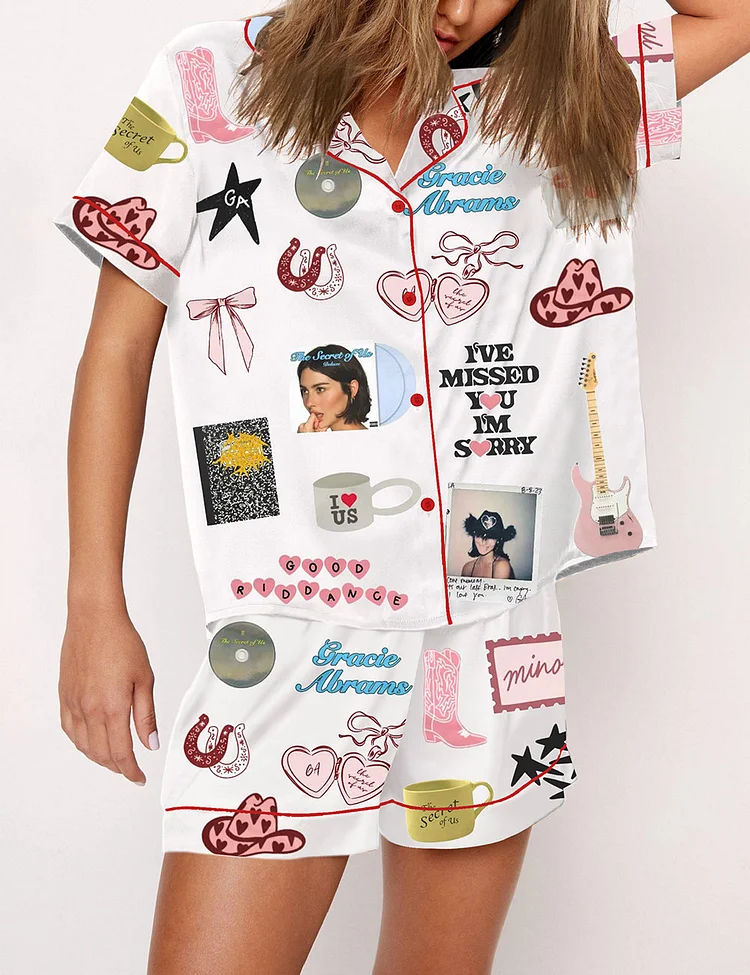 Women's Gracie Abrams Print Pajama Set