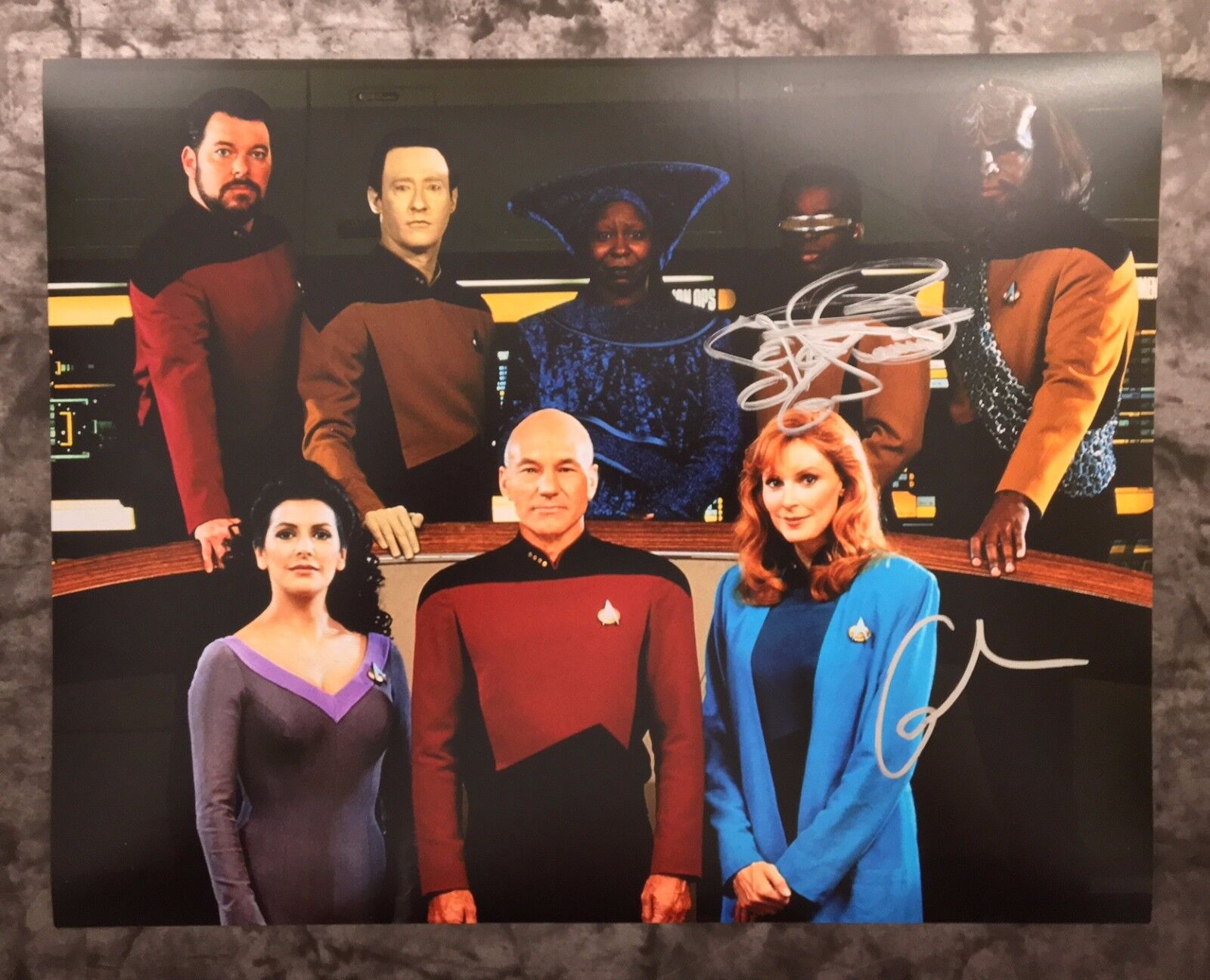 GFA Star Trek * GATES McFADDEN & LeVAR BURTON * Signed 11x14 Photo Poster painting S4 COA