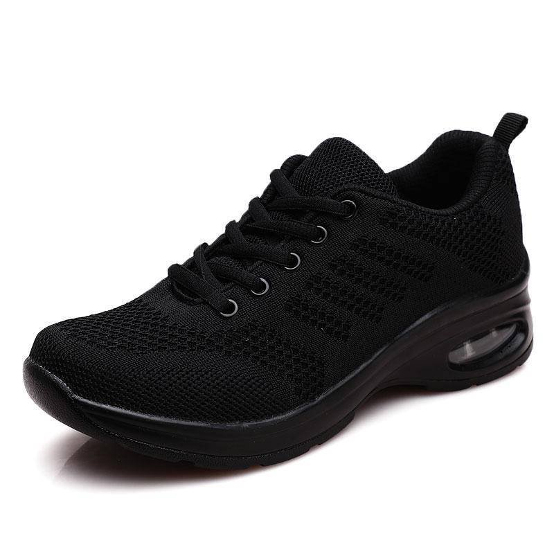 Casual walking sneakers for women