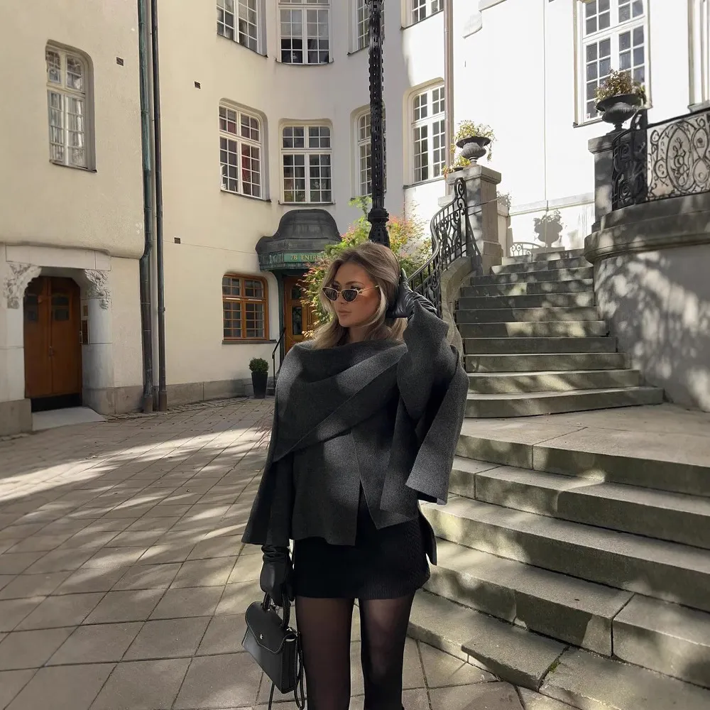 Nigikala Nigikala New Women's Clothing With Asymmetric Scarf Short Knitted Coat