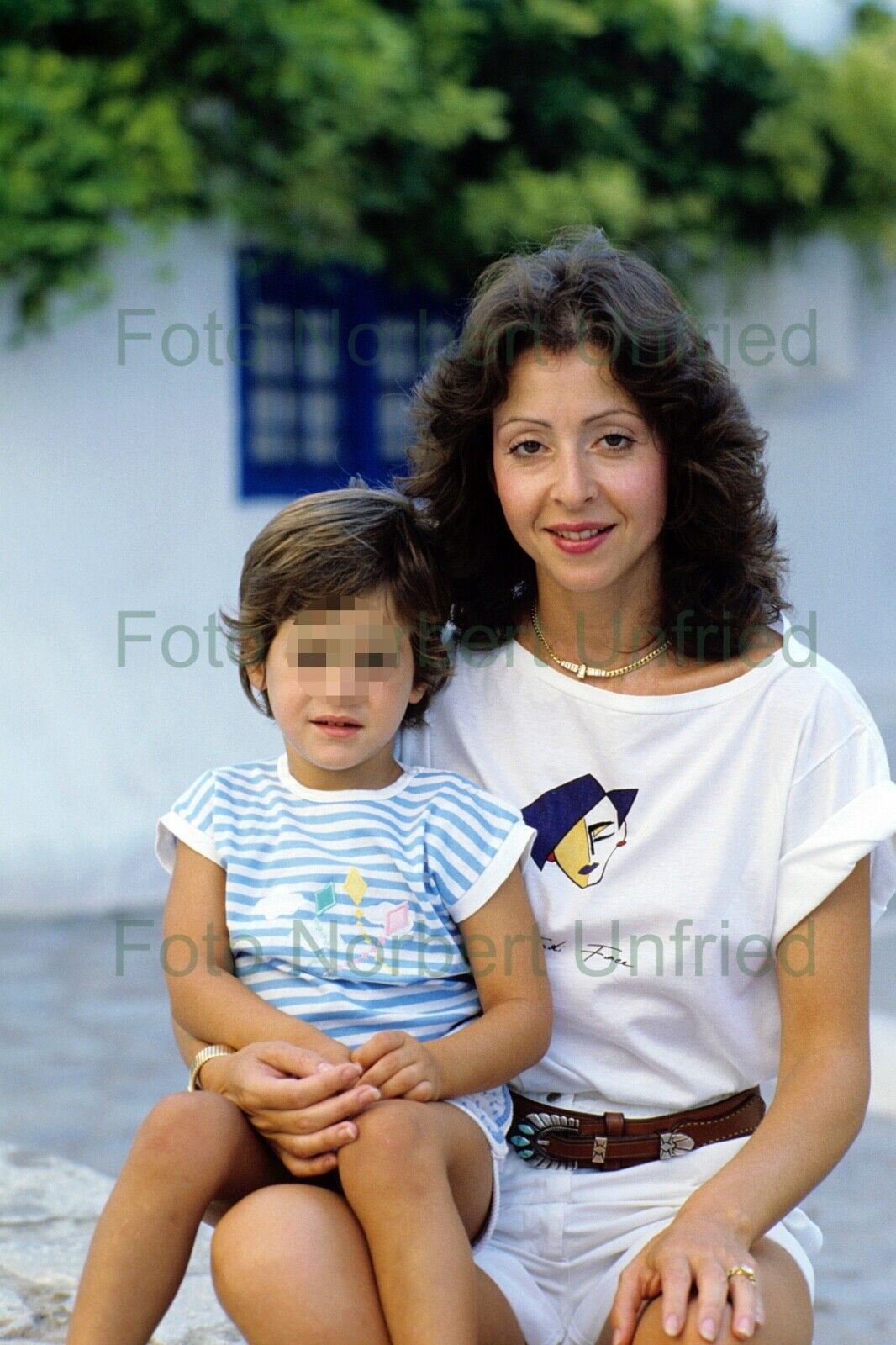 Vicky Leandros With Your Son - Photo Poster painting 20 X 30 CM Without Autograph (Nr 2-464