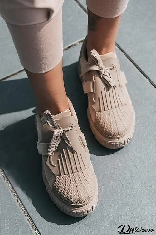 Shells Toe Lace Up Sneakers