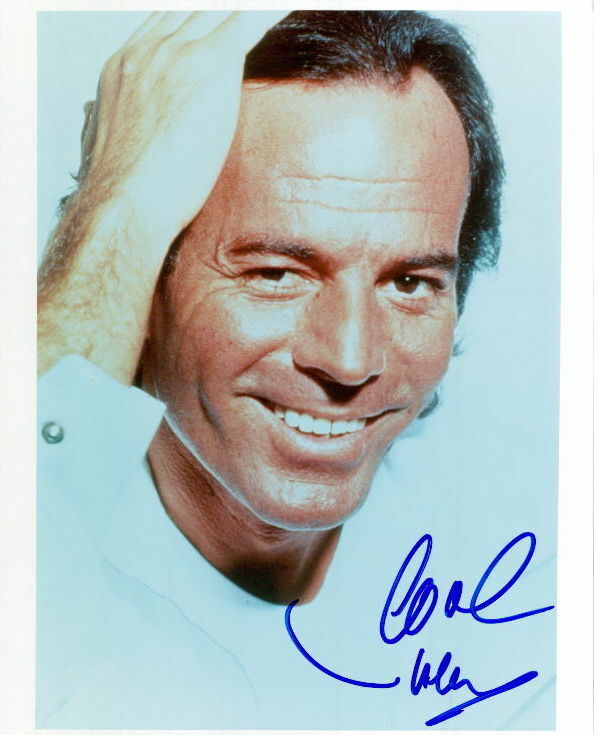 Julio Iglesias signed 8x10 Photo Poster painting in-person