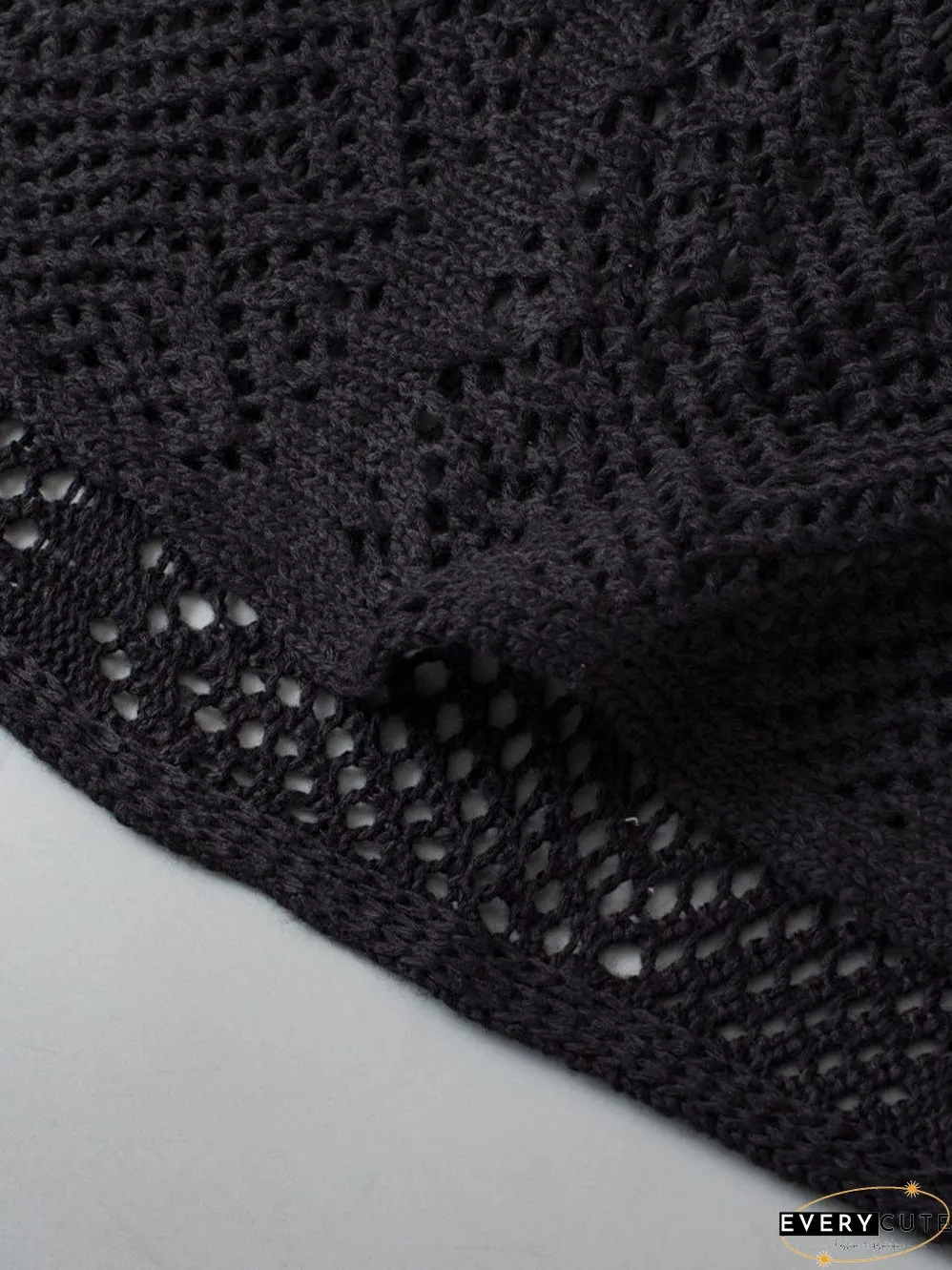 Pointelle Knit Black Scallop Trim Short Sleeve Top