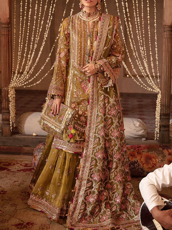 Luxurious and Exquisite Wedding Ladies Suit