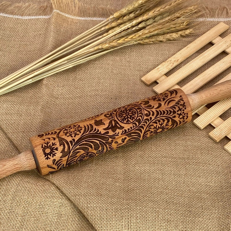 Christmas Retro Leaves Rose Snowflake Wood Rolling Pin 1 Piece