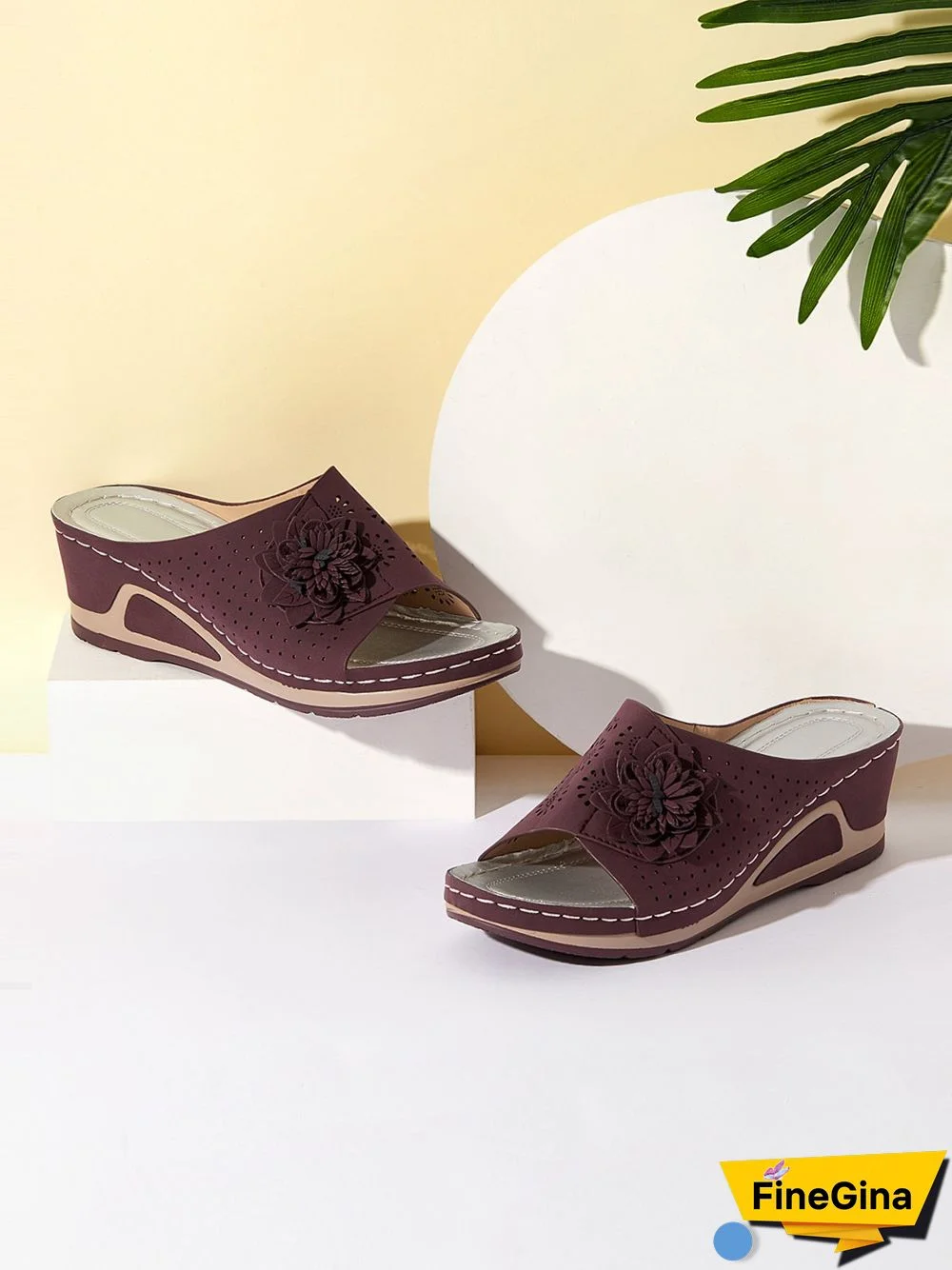 3D Floral Cutout Upper Vintage Bohemian Wedge Slippers