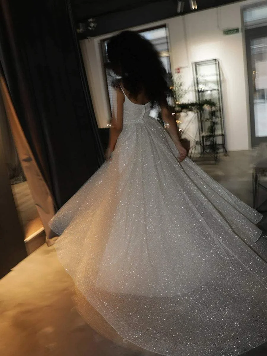 Deep v neckline Open back dress