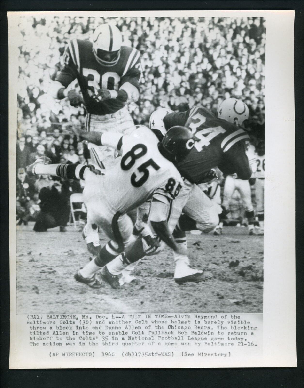 Bob Baldwin Alvin Haymond Duane Allen 1966 Press Photo Poster painting Baltimore Colts Bears