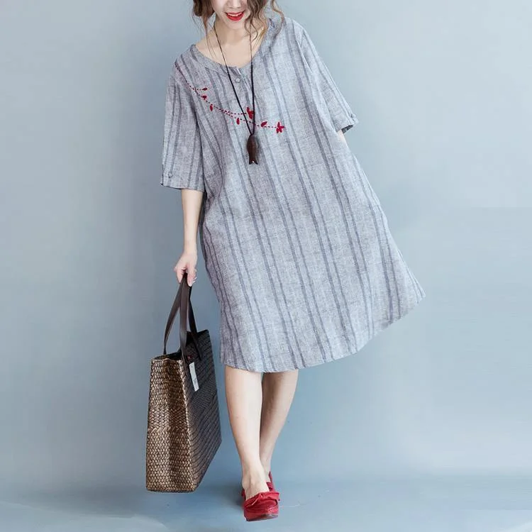 2018 light gray Plaid cotton linen dresses casual half sleeve pockets women o neck embroidery cotton linen clothing dresses