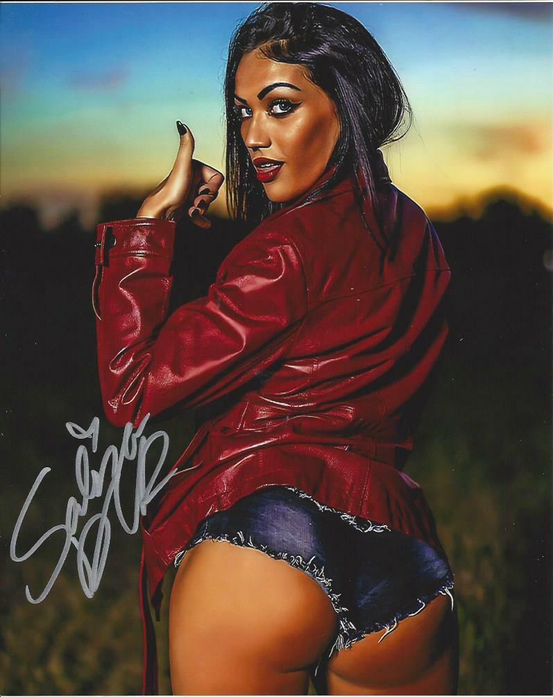 Salina de la Renta autographed 8x10 Sexy Pink MLW AEW WWE TNA #30