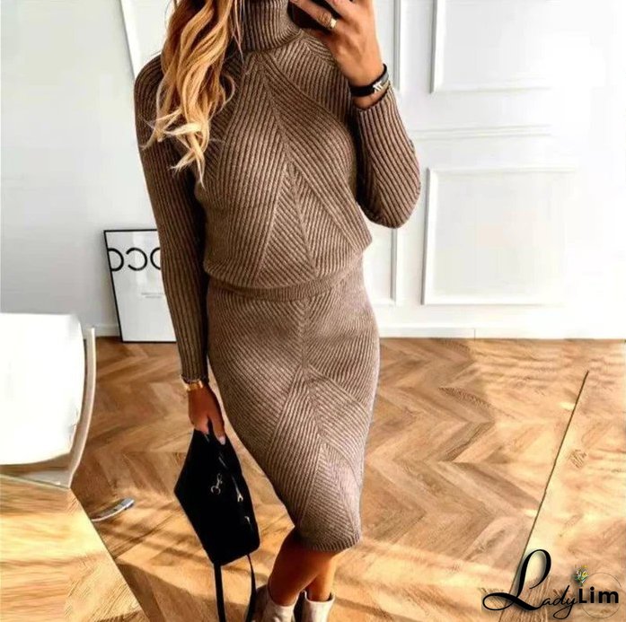 Vintage-inspired and cozy Dress