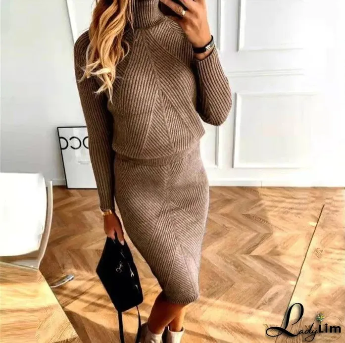 Vintage-inspired and cozy Dress