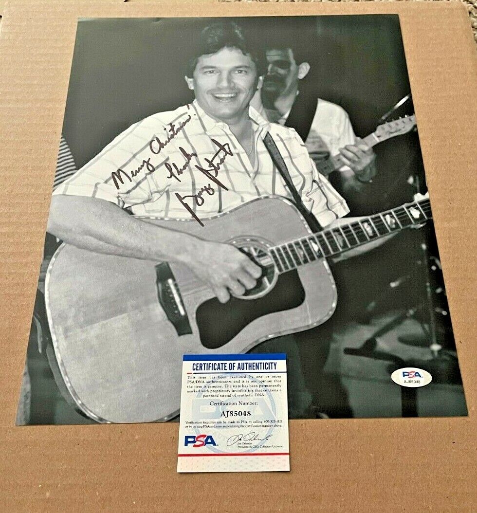 GEORGE STRAIT SIGNED 11X14 Photo Poster painting W/MERRY CHRISTMAS PSA/DNA CERTIFIED #3