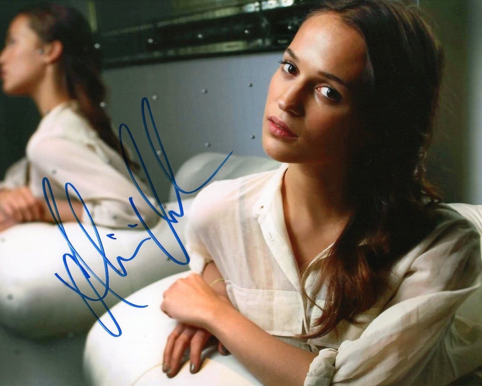 ALICIA VIKANDER AUTOGRAPHED SIGNED A4 PP POSTER Photo Poster painting PRINT 15