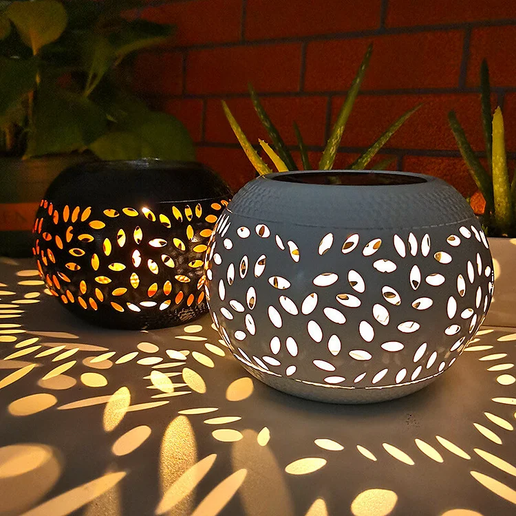 Solar Hollow Lawn Light - Appledas