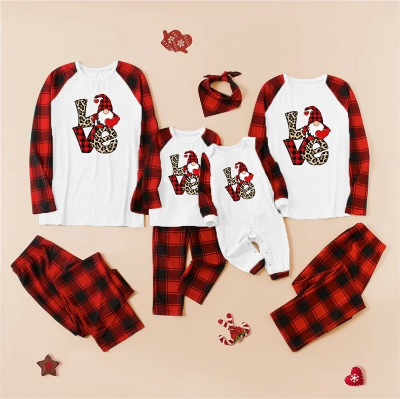 Santa Claus Letter Plaid Printed Parent-child Pajama Set (with Pet Dog Clothes)