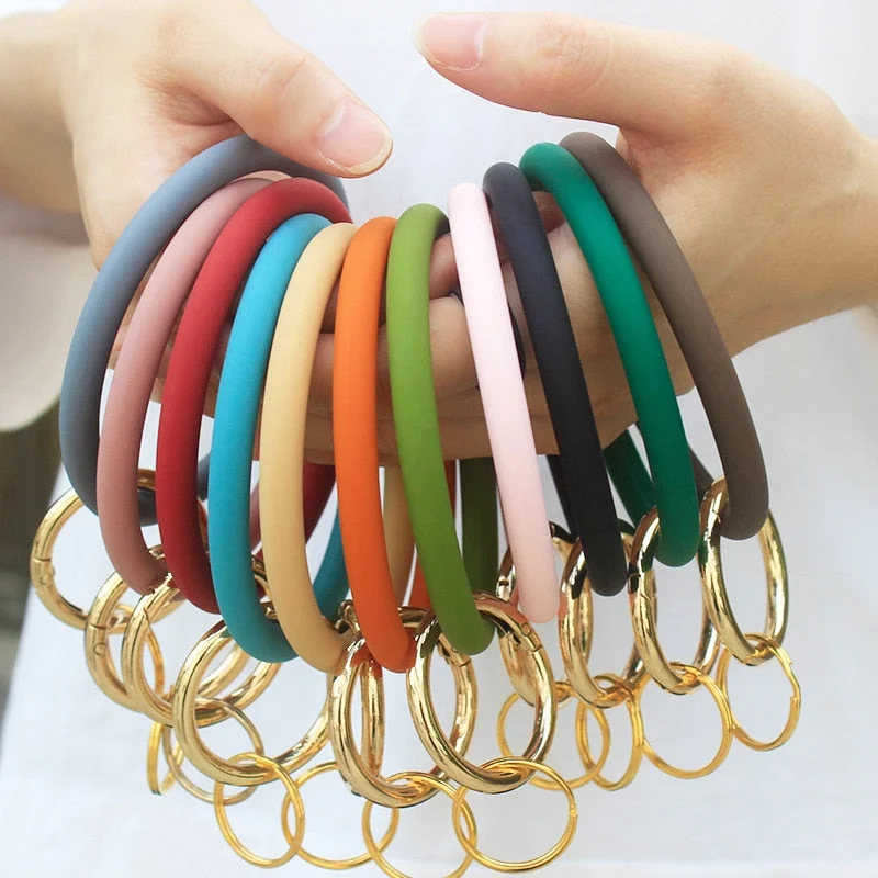 Dvacaman Hot Sale Big O Shaped Silicone Loop Wrist Key Ring Keychain with Gold O Clasp Round Key Wrist Strap Accessory Wholesale