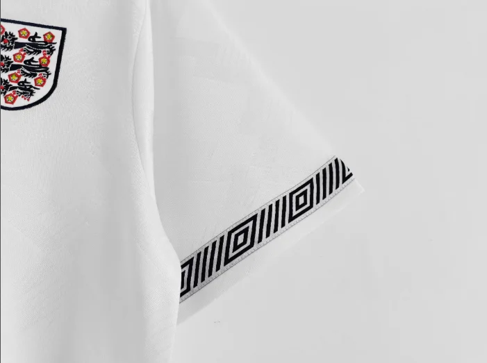 1990 England Home Retro Men's Football T-Shirt