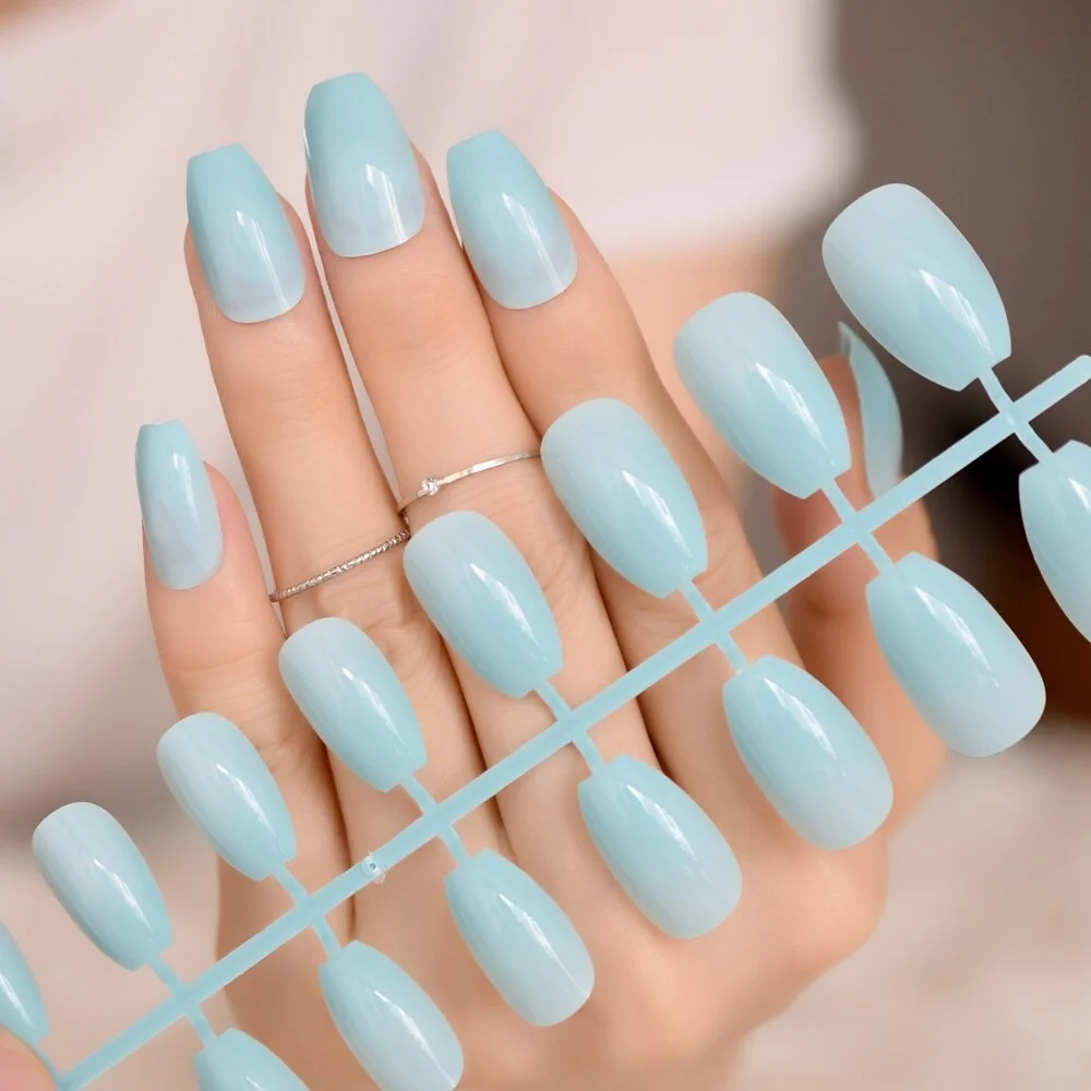 Dusty Cedar Fashion Stiletto False Nails Pointed Sharp Candy Red Fake Nails for daily wear On the Nail Tree 24pcs-Nail Inspo