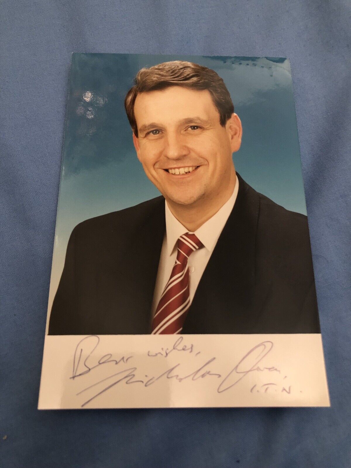 NICHOLAS OWEN (ITN NEWS) SIGNED Photo Poster painting