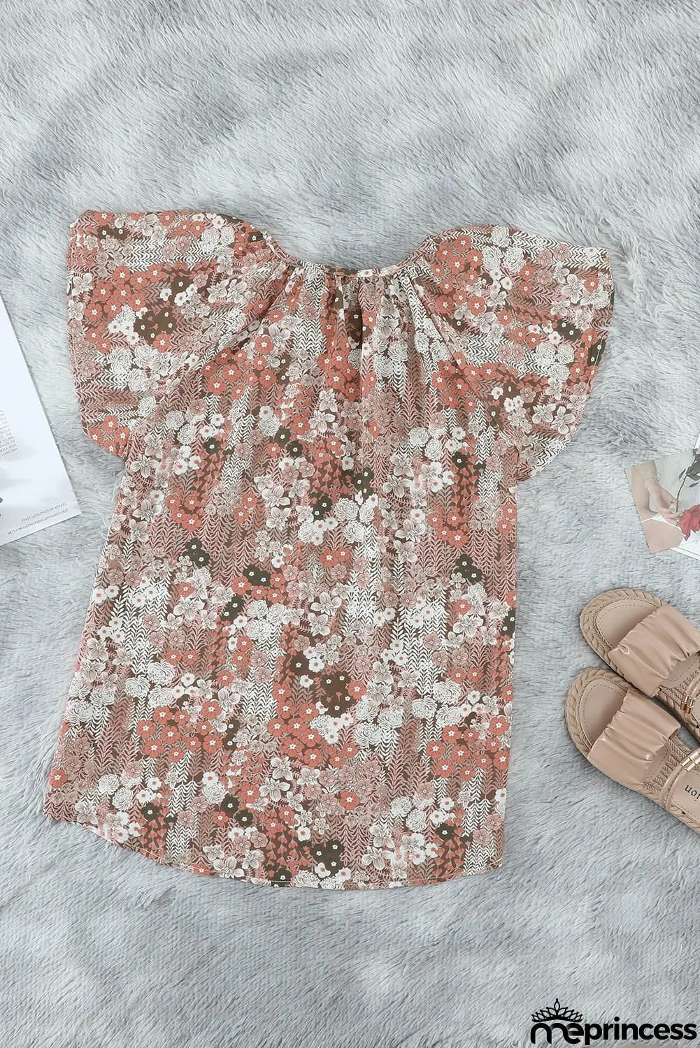 V-neck Short Sleeve Fashion Print Fantasy Fluttering Blouse