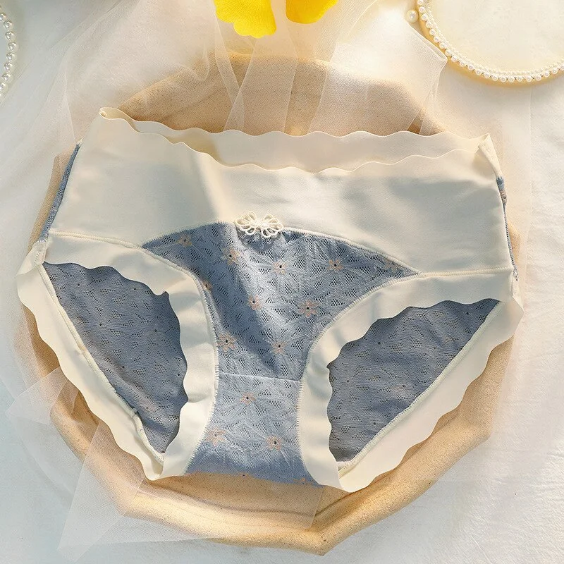 Billionm ice silk ladies plus size panties sexy lace women's underwear panties girls sweet wavy panties seamless mid-waist briefs