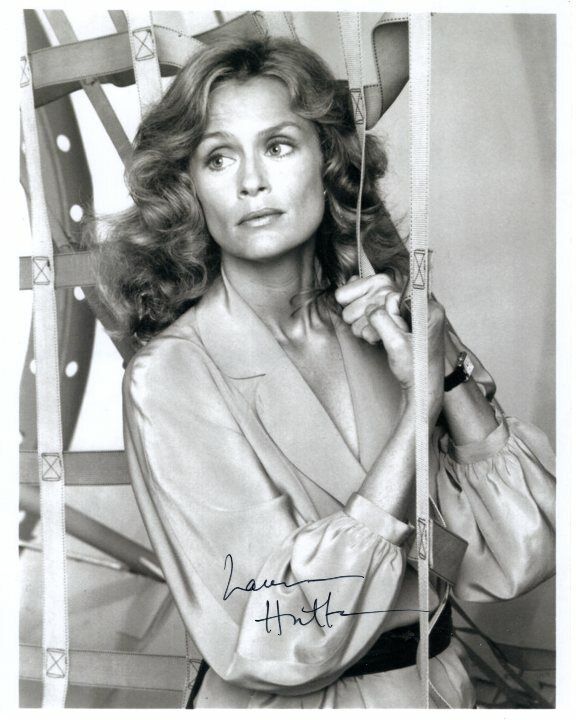 LAUREN HUTTON signed autographed Photo Poster painting