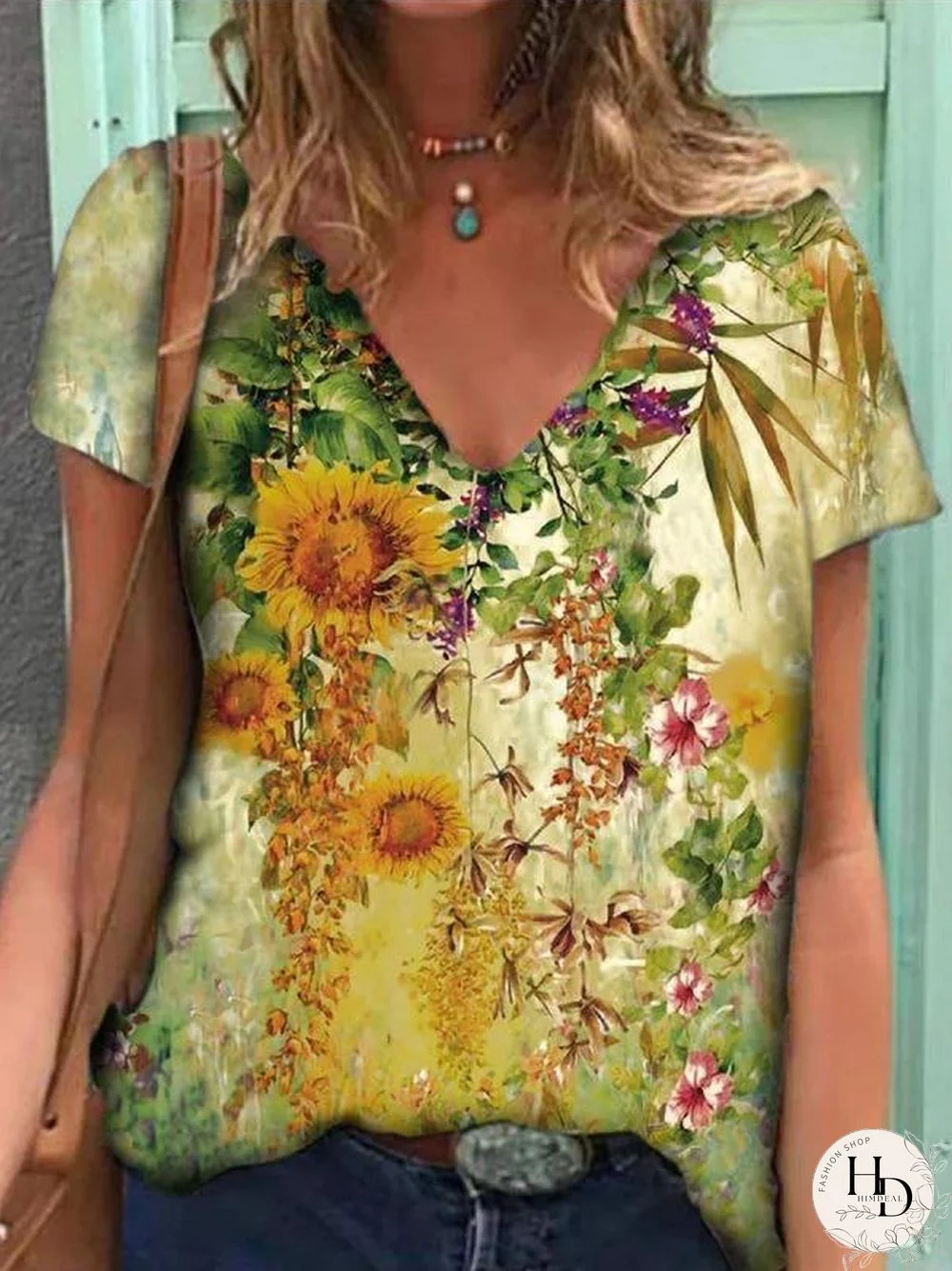 Street Women V-Neck Flower Printed T-Shirt