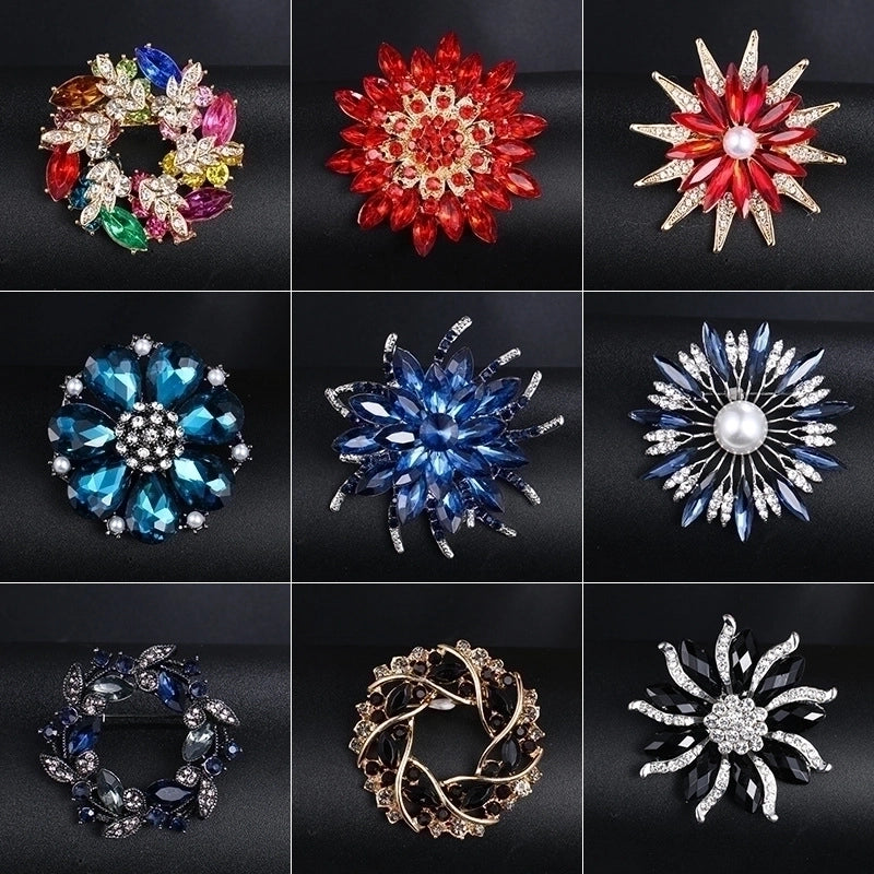 Korean Style Pin Flower Alloy Plating Rhinestones Women’S Brooches